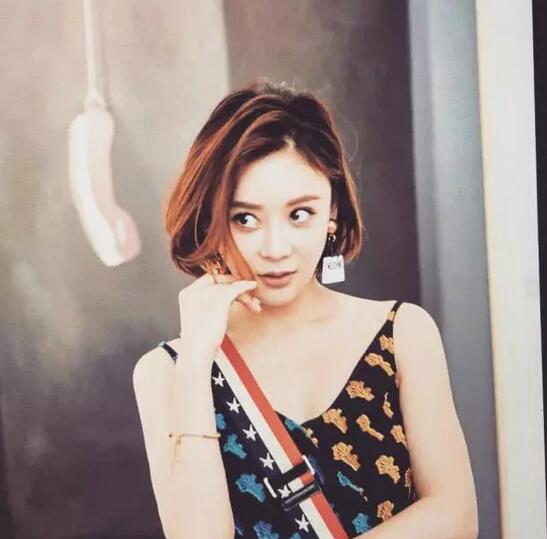 云巅之上简兮惊艳化妆出场,云巅之上简兮表演被肯定