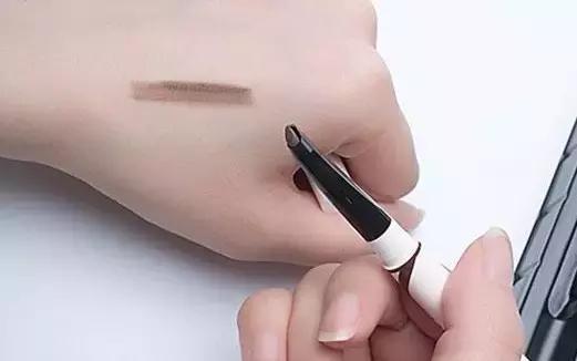 只花1000元！搞定全套彩妆！