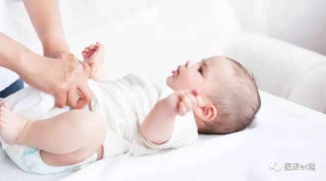 尿布皮炎就是红屁股吗,宝宝尿布皮炎红屁股怎么办