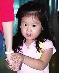 除了奥莉甜馨，其他这些萌娃的大名你造吗？赵薇女儿名字男女通用