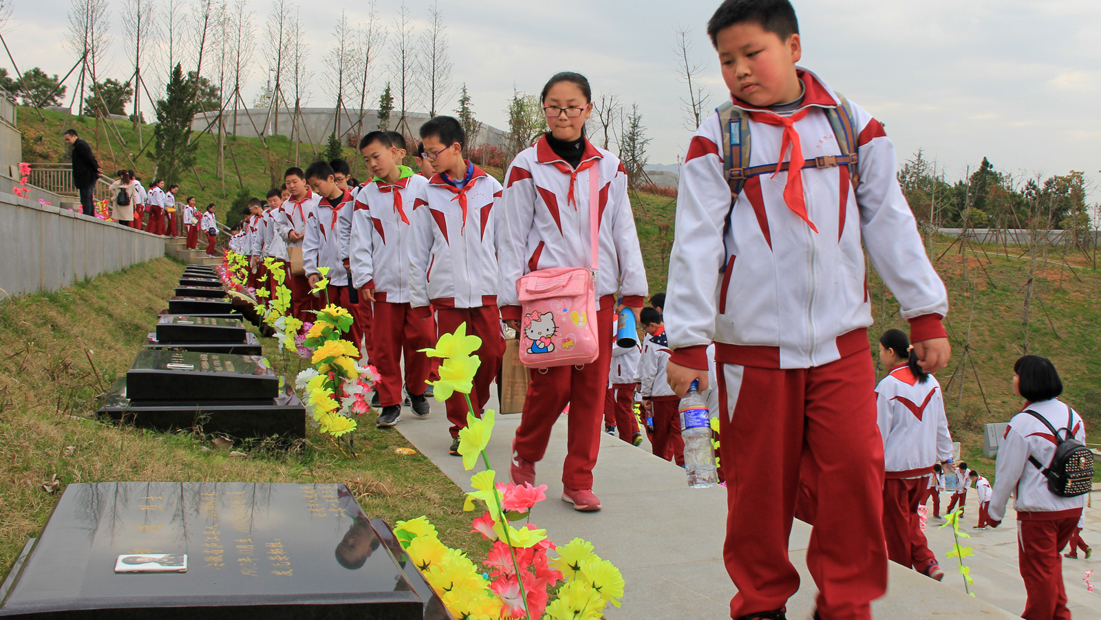 安庆革命先烈事迹,学校缅怀革命先烈新闻报道