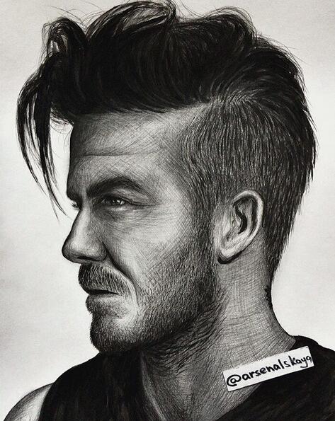 足球球星素描手绘图,足球球星素描头像漫画版