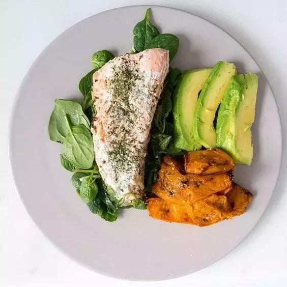 7天瘦10斤轻断食食谱文字,轻断食食谱5天减脂餐鸡蛋牛奶