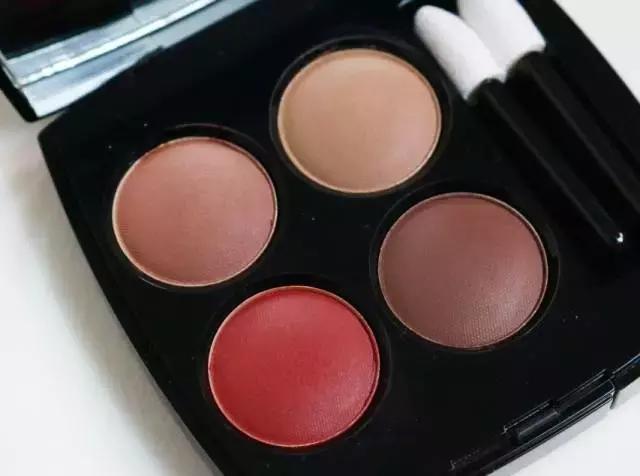 CHANEL限定眼影268被香奶奶种了一片草原