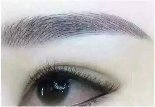 雾眉和线条眉的图片,雾眉与线条