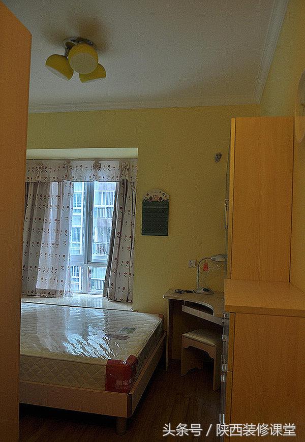 88平米黑白色调简约半开放式,176平米极简风格两个卧室