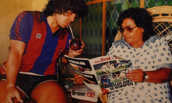 “混球”马拉多纳来华指导校园足球,网友称渣男又来“圈钱”了