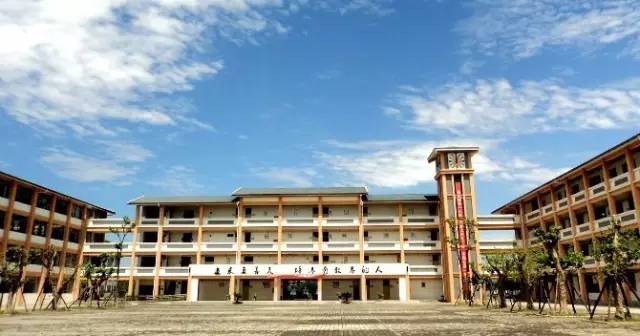 一周播报2017第10期你关心的本周热点都在这儿！凤凰湖免费WIFI、新社保卡、校庆留言……