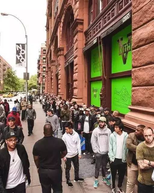 四大跑鞋优劣势综合对比,被严重低估的三款国产跑鞋