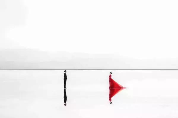 国外创意婚纱摄影作品,激发摄影师灵感的创意婚纱照