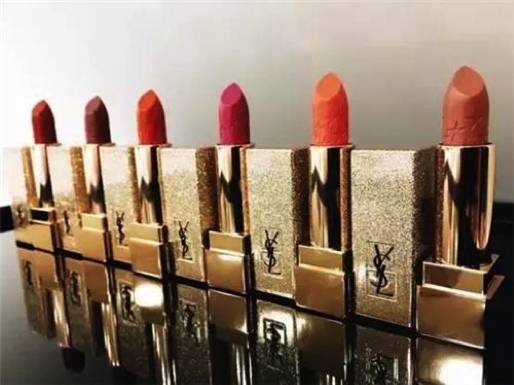 两只YSL换一支，这三位是口红界的保时捷、宾利和*博兰**基尼