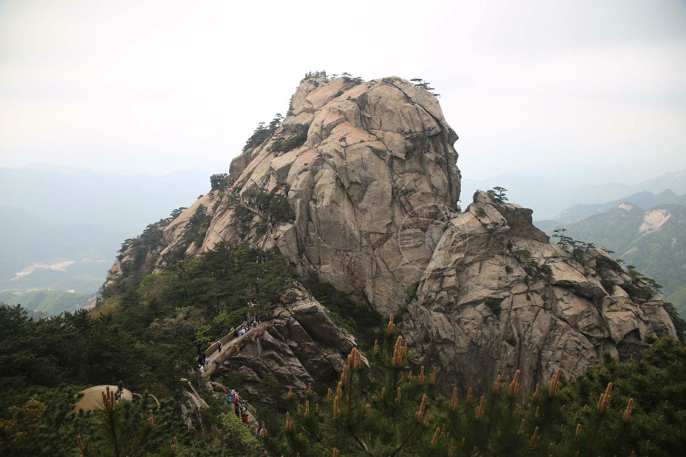 山东领秀户外:千里挺进大别山,众雄傲视天堂寨
