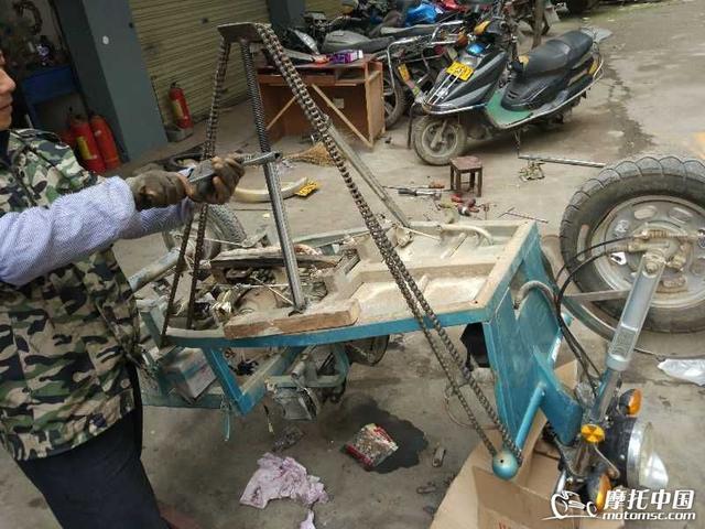 摩托车车架矫正方法,摩托车车架变形怎么校正