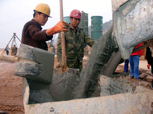 水下混凝土浇筑导管怎么控制深度,水下混凝土导管法连续浇筑图片