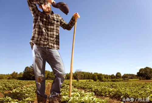 以前不出汗现在开始很容易出汗,为什么有人出汗多有的出汗少