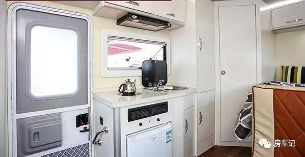 大通v80升顶房车用车体验,法美瑞v80