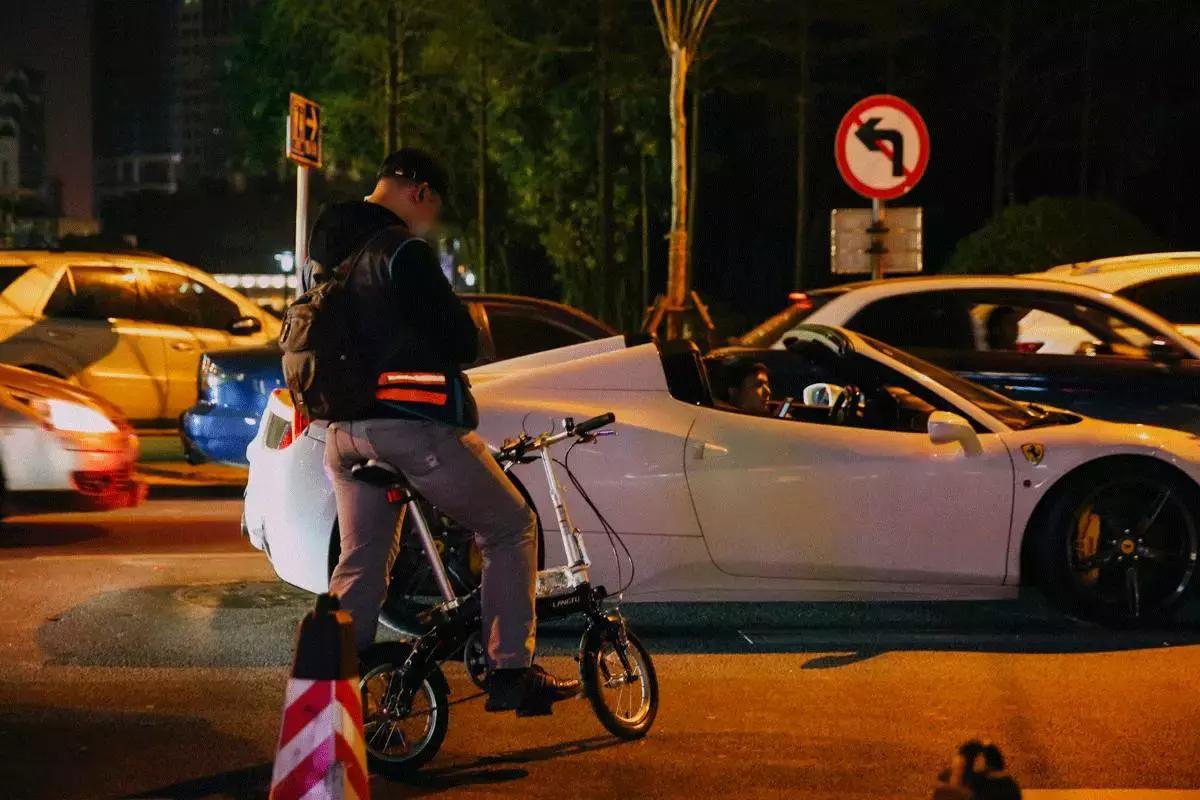 武汉00后夜生活,00后在武汉的日常