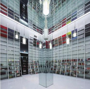 「爱书为书痴，钟书如爱女」钟书阁：让书店美成艺术馆