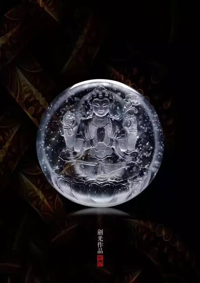 起胶起莹的翡翠视频,翡翠的起胶什么意思