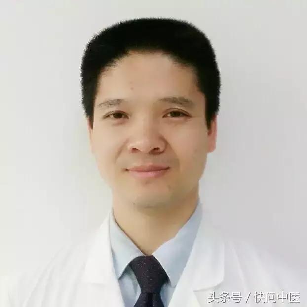 豆蔻年华的她,因挤了一颗痘痘,差点要了她的命