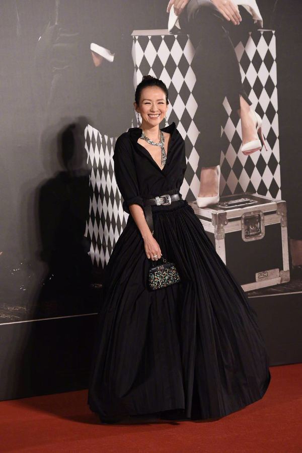 赵薇周迅章子怡红毯,赵薇章子怡百花奖同台不互动