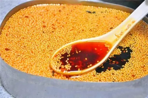 香辣红亮的万能红油教程,好吃到上瘾的香辣红油