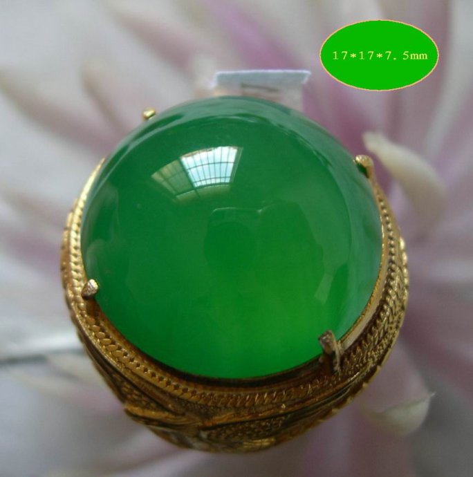 有些人为了这些与翡翠相似的玉石而倾家荡产！