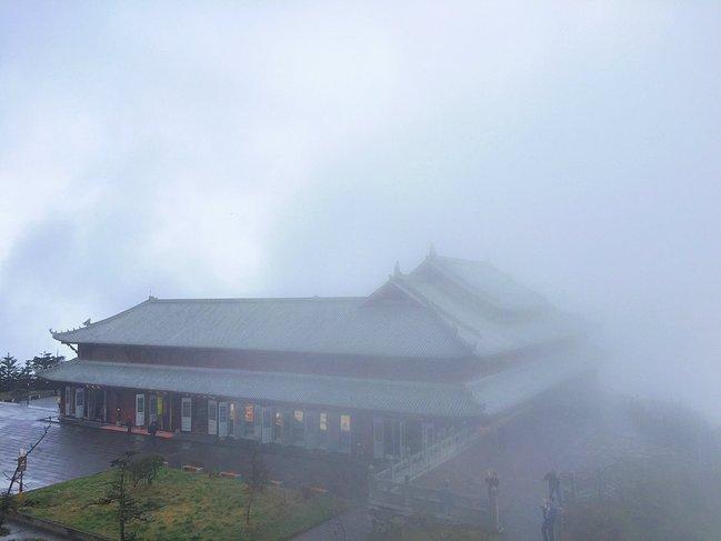 峨眉山吃住行,峨眉山吃住最佳攻略