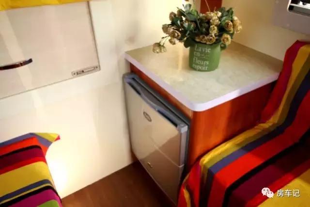 梦之旅轻卡房车,一辆最低配置的国产房车要多少钱