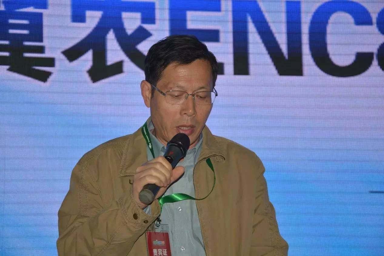 东风井关翼农ENC888全喂入收割机耀目上市