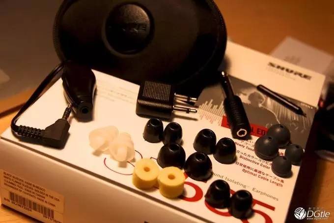 烧友评测｜听见一抹骚红：ShureSE535ltd红色特别版开箱