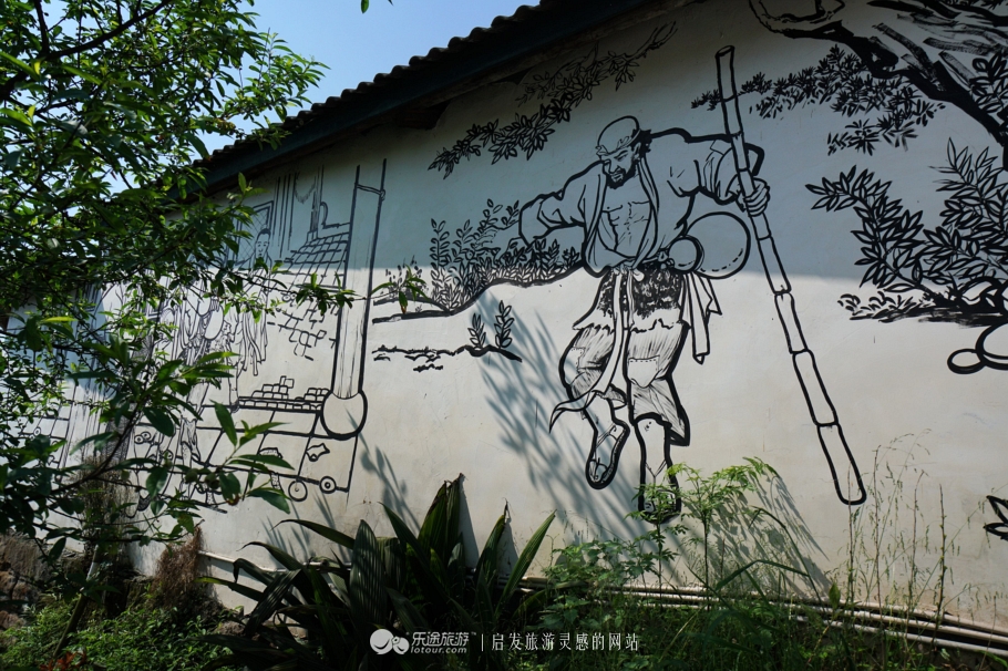 推开石门登一山拜一佛,你就修得了正果