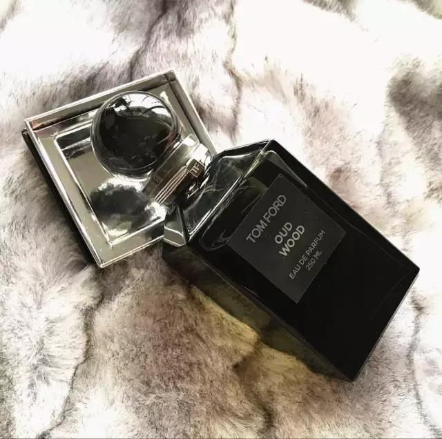 职场成熟男士香水推荐,圣罗兰哪款香水适合职场