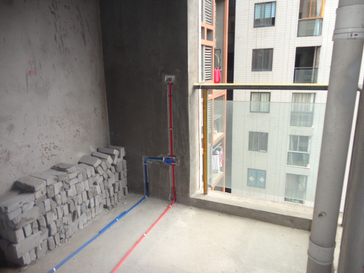 工地直击全方位了解家装施工,直击水电施工现场