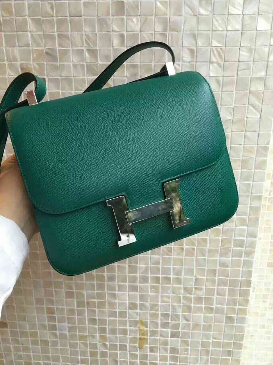 爱马仕康康回收价格,爱马仕的全新包包回收值多少钱