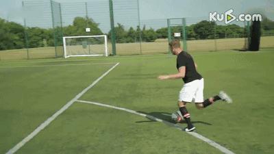 足球过人教学c罗扣球,足球虚晃扣球过人