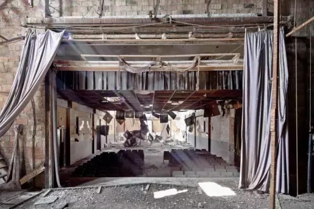 室内案例|耗时6年完成巴塞罗那SalaBeckett话剧院