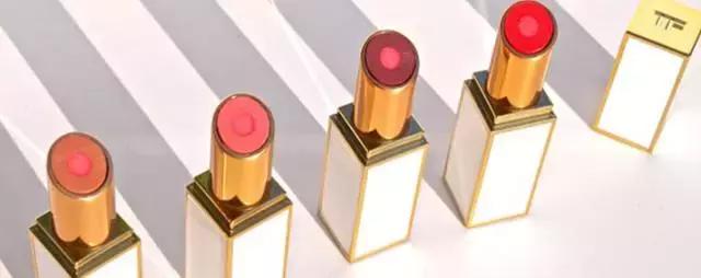 口红必备3支,一支口红可以买很多