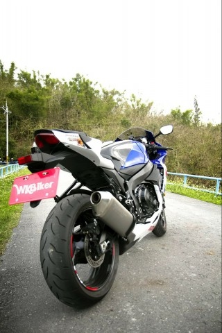 铃木gsx-r600适合新手吗,22款gsxr600