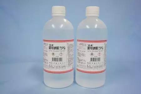 被子长时间不用有霉味怎么处理,被子去除霉味要晒多久干