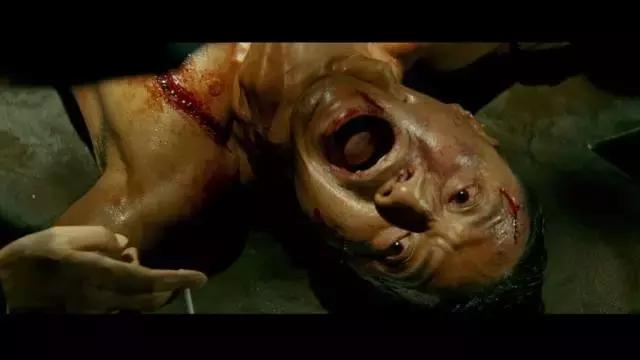 直接呈现极度变态的女体虐待，这么重口的电影居然也能过审