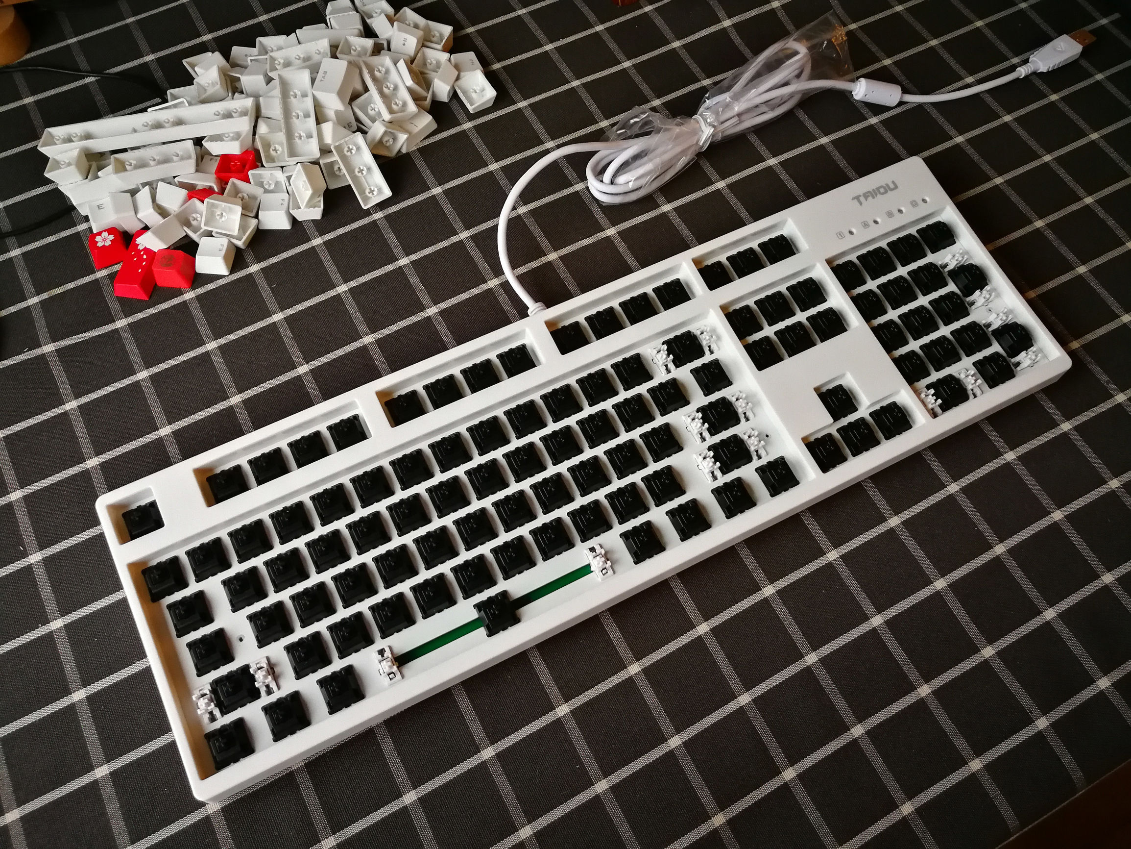 190元钛度键盘,钛度k550机械键盘