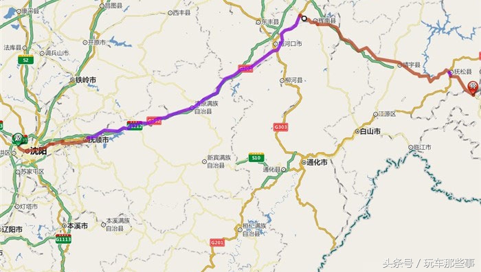 66岁老夫老妻自制房车旅游,60岁老夫妻自改房车自驾游