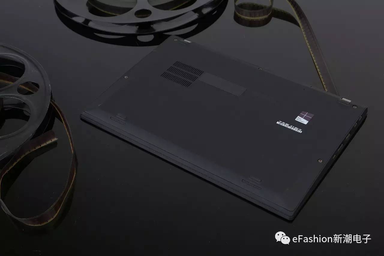 各年份thinkpad x1 carbon外观特征 (thinkpad x1 titanium 2022评测)