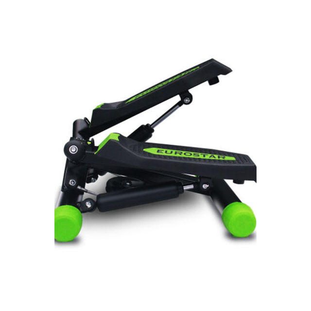 小房间运动健身,室内简单健身房