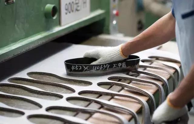 有没有跟vans差不多的,除了匡威耐克vans还有什么鞋