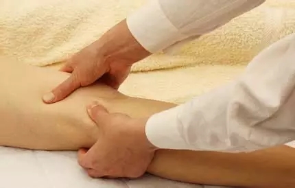 糖尿病足溃烂怎么治疗好得快,糖尿病足溃烂了一般怎么治疗