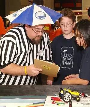 学机器人有哪些课程,工业机器人专业有什么比赛