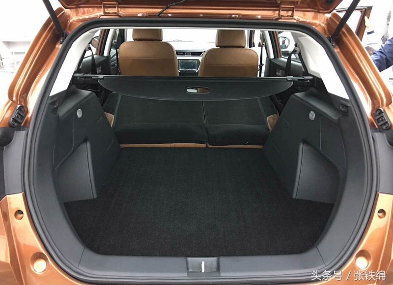 有轿车的舒适又有suv的底盘,有轿车舒适度的豪车