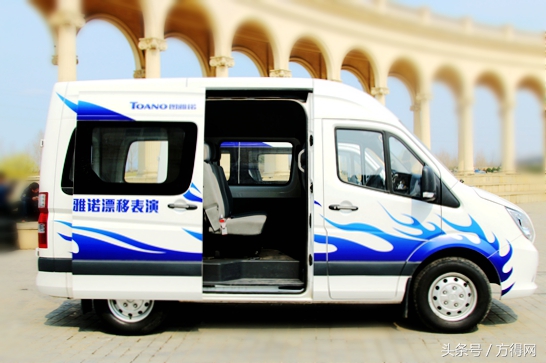 客车玩漂移,福田图雅诺s试驾视频